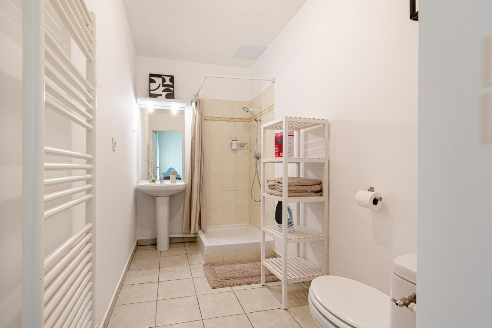Apartment Sweet *