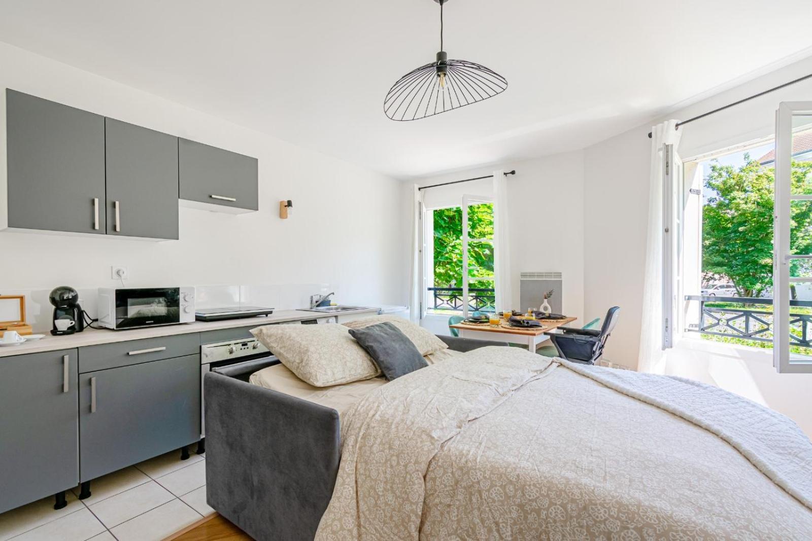 Sweet Apartment